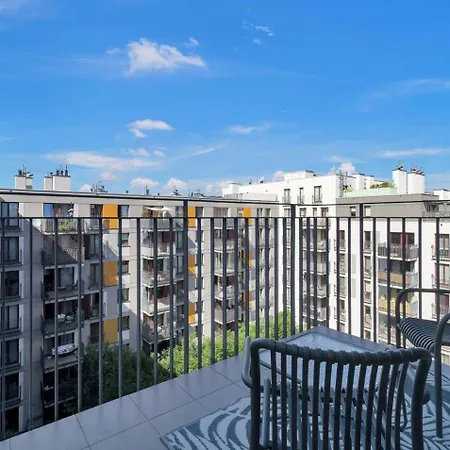 Goclawska Modern With Balcony شقة وارسو